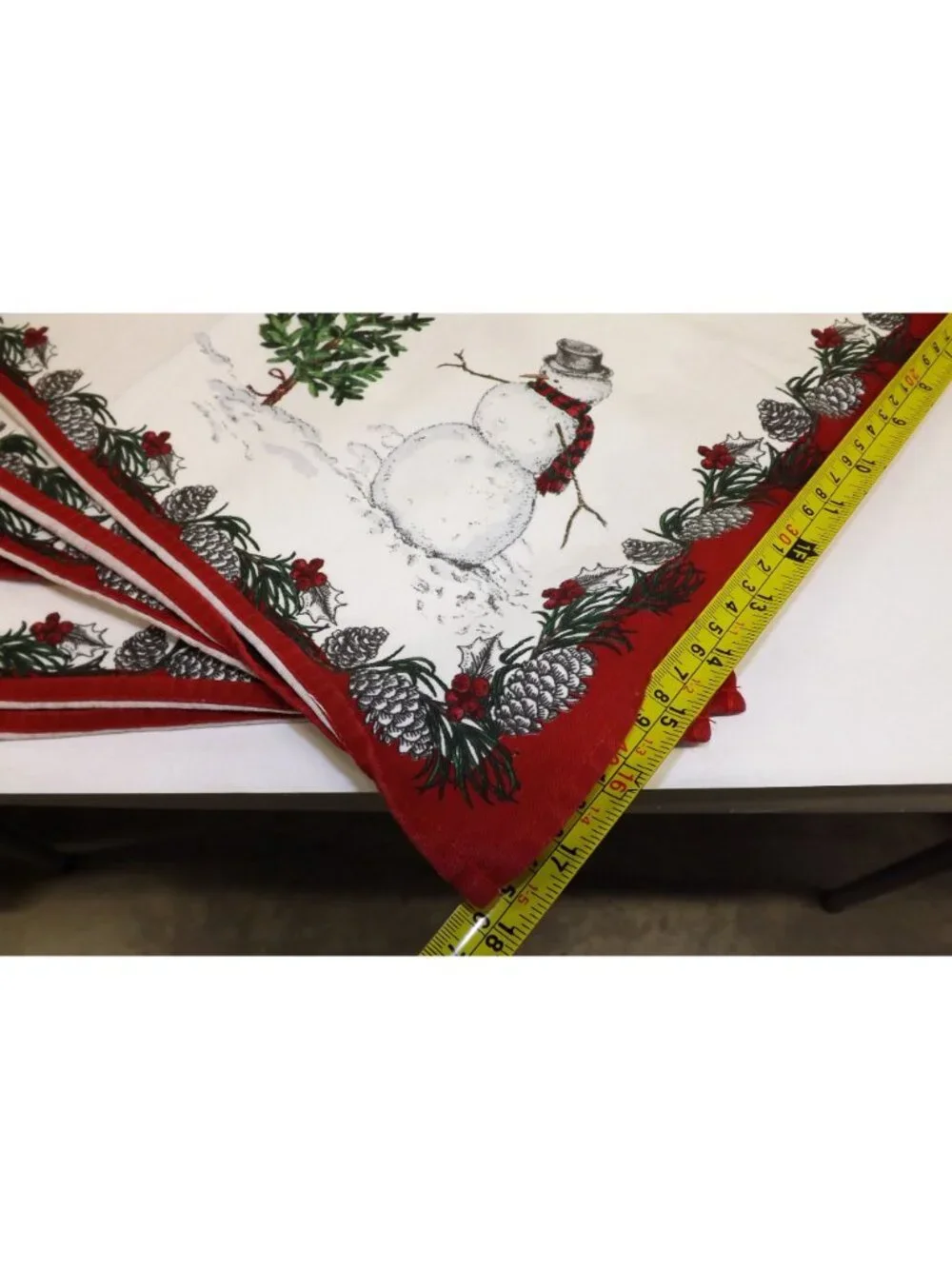 Williams Sonoma Winter Scene Cotton Napkins Set Of 6 Red & White Snowman & Deer